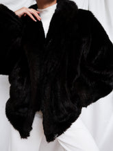 Load image into Gallery viewer, "Geneve" fake fur coat