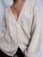 Load image into Gallery viewer, "Courchevel" knitted cardigan