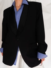 Load image into Gallery viewer, Navy smoking blazer