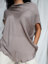 Load image into Gallery viewer, ESCADA silk top