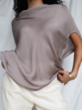 Load image into Gallery viewer, ESCADA silk top