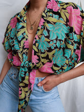 Load image into Gallery viewer, "Gioia" tie shirt