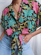 Load image into Gallery viewer, "Gioia" tie shirt