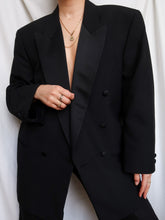 Load image into Gallery viewer, Smocking black blazer