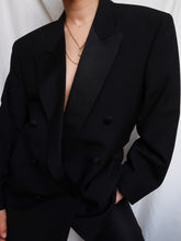 Load image into Gallery viewer, Smocking black blazer