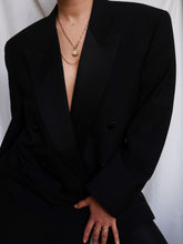 Load image into Gallery viewer, Smocking black blazer