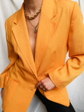 Load image into Gallery viewer, "Noa" vintage blazer