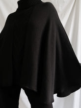 Load image into Gallery viewer, "Chamonix" knitted poncho