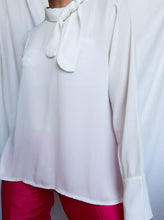 Load image into Gallery viewer, « Nina » white blouse
