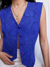 Load image into Gallery viewer, « Ivy » pearls vest