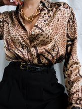 Load image into Gallery viewer, GERARD DAREL silk shirt