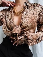 Load image into Gallery viewer, GERARD DAREL silk shirt