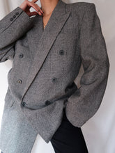 Load image into Gallery viewer, "Cheked" wool blazer