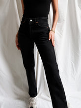 Load image into Gallery viewer, 501 LEVI'S black pants