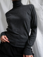 Load image into Gallery viewer, Grey cashmere turtleneck jumper