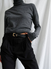 Load image into Gallery viewer, Grey cashmere turtleneck jumper
