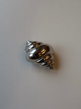 Load image into Gallery viewer, "Coquillage" silver brooch