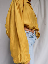 Load image into Gallery viewer, "Honey" silk shirt