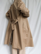 Load image into Gallery viewer, Vintage Trench coat