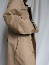 Load image into Gallery viewer, Vintage Trench coat