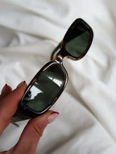 Load image into Gallery viewer, RAY BAN unisex sunglasses