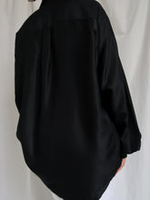 Load image into Gallery viewer, "Dahlia" silk shirt