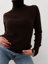 Load image into Gallery viewer, "Brownie" cashmere turtleneck