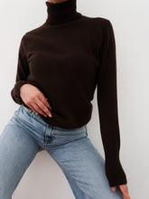 Load image into Gallery viewer, "Brownie" cashmere turtleneck