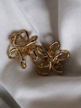 Load image into Gallery viewer, "Lys" clip on earrings