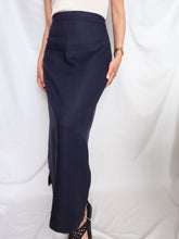 Load image into Gallery viewer, "Sia" linen skirt