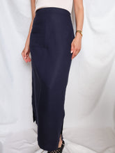 Load image into Gallery viewer, "Sia" linen skirt