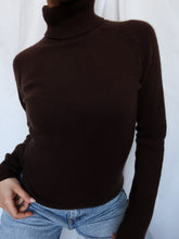 Load image into Gallery viewer, "Cocoa" cashmere turtleneck