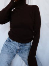 Load image into Gallery viewer, "Cocoa" cashmere turtleneck