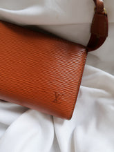 Load image into Gallery viewer, LOUIS VUITTON  clutch bag