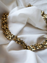 Load image into Gallery viewer, "Rania" vintage choker