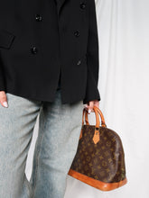 Load image into Gallery viewer, LOUIS VUITTON "Alma" MM bag