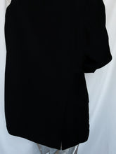 Load image into Gallery viewer, Black vintage blazer