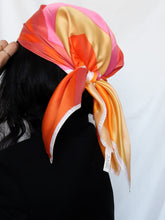 Load image into Gallery viewer, 70' Retro scarf