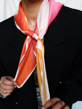 Load image into Gallery viewer, 70' Retro scarf