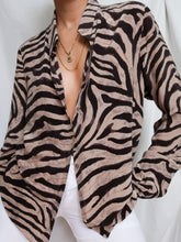 Load image into Gallery viewer, GERARD DAREL silk shirt