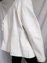 Load image into Gallery viewer, "Blanca" leather blazer