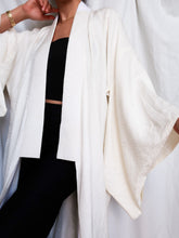 Load image into Gallery viewer, "Nanami" silk kimono