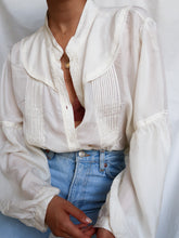 Load image into Gallery viewer, "Jane" silk shirt