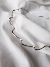 Load image into Gallery viewer, "Waves" sterling silver choker