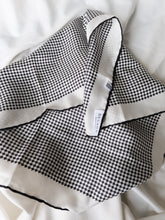 Load image into Gallery viewer, DEGAND silk scarf