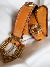 Load image into Gallery viewer, ESCADA leather belt