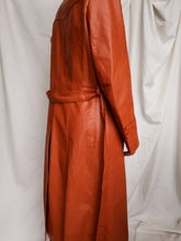 Load image into Gallery viewer, "Harr" leather trench