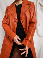 Load image into Gallery viewer, "Harr" leather trench