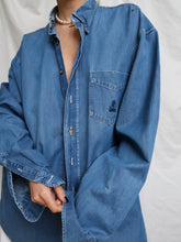 Load image into Gallery viewer, HUGO BOSS denim shirt