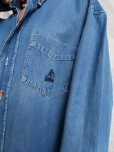 Load image into Gallery viewer, HUGO BOSS denim shirt